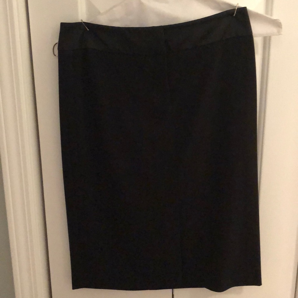 Women’s New York and company black pencil skirt